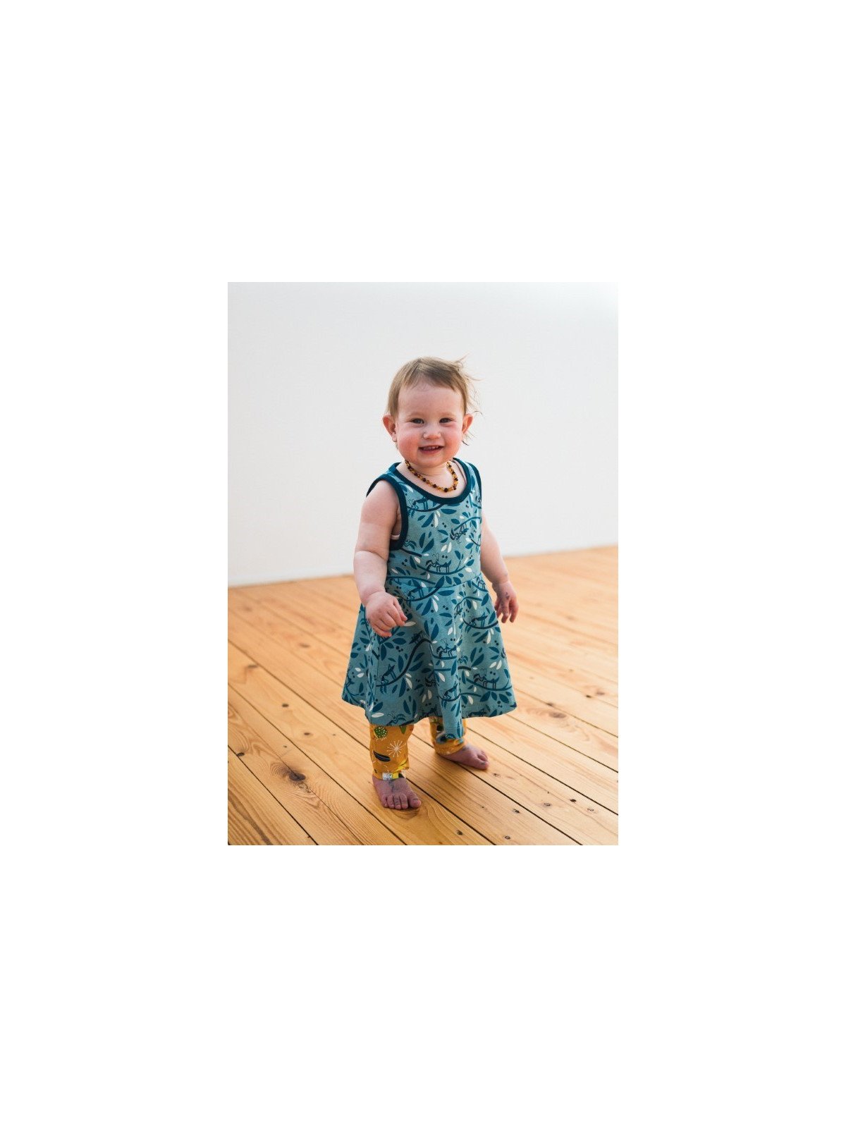 merle kids - Bio Kinder Jersey Kleid mit "Gottesanbeterin"-Motiv