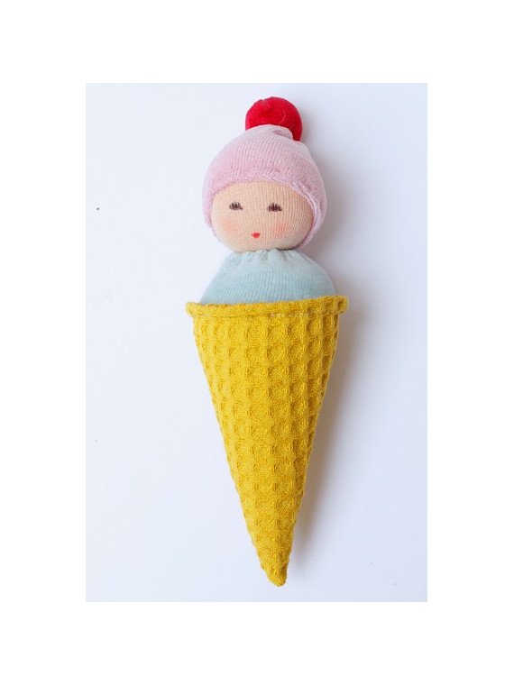 Nanchen Natur - Bio Baby Rassel "Eichenbaby im Rindenbett" 16cm