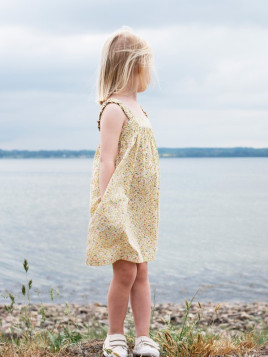 serendipity organics - Bio Kinder Trägerkleid mit Blumen-Allover