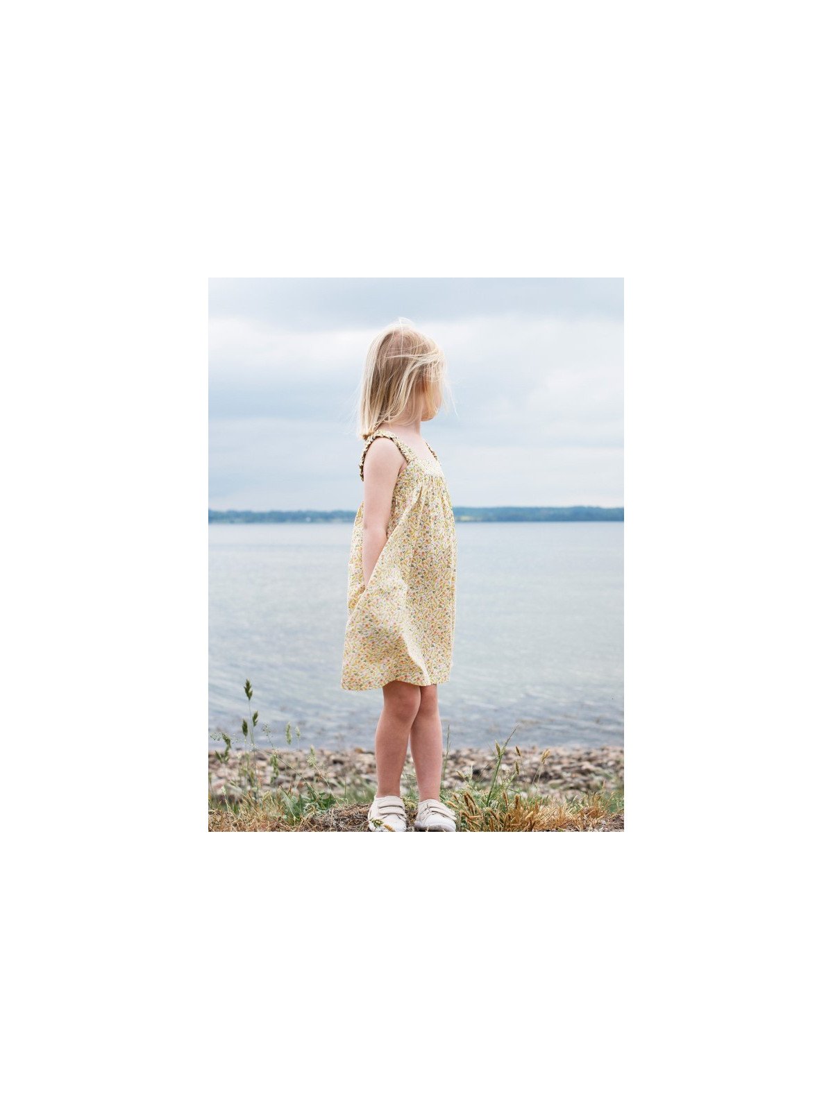 serendipity organics - Bio Kinder Trägerkleid mit Blumen-Allover
