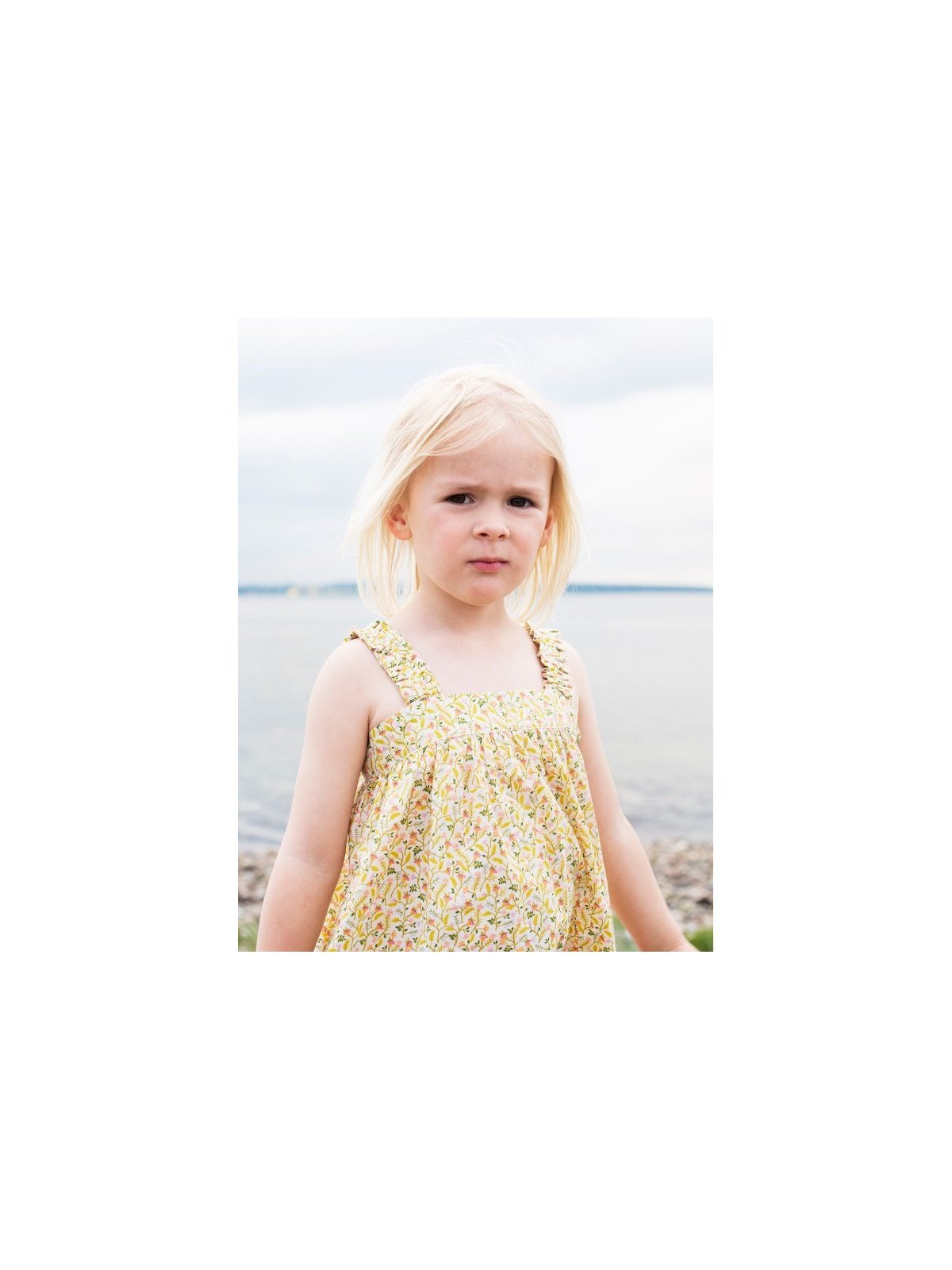 serendipity organics - Bio Kinder Trägerkleid mit Blumen-Allover