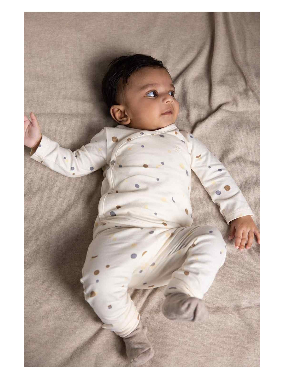 noppies - Bio Baby Wickeljacke zum Binden mit Punkten
