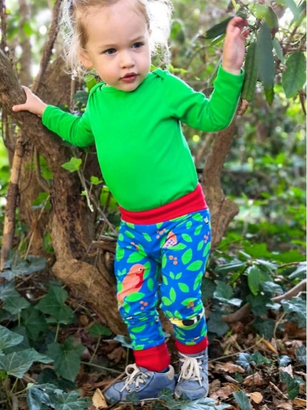 merle kids - Bio Kinder Leggings mit Beerenstrauch-Motiv
